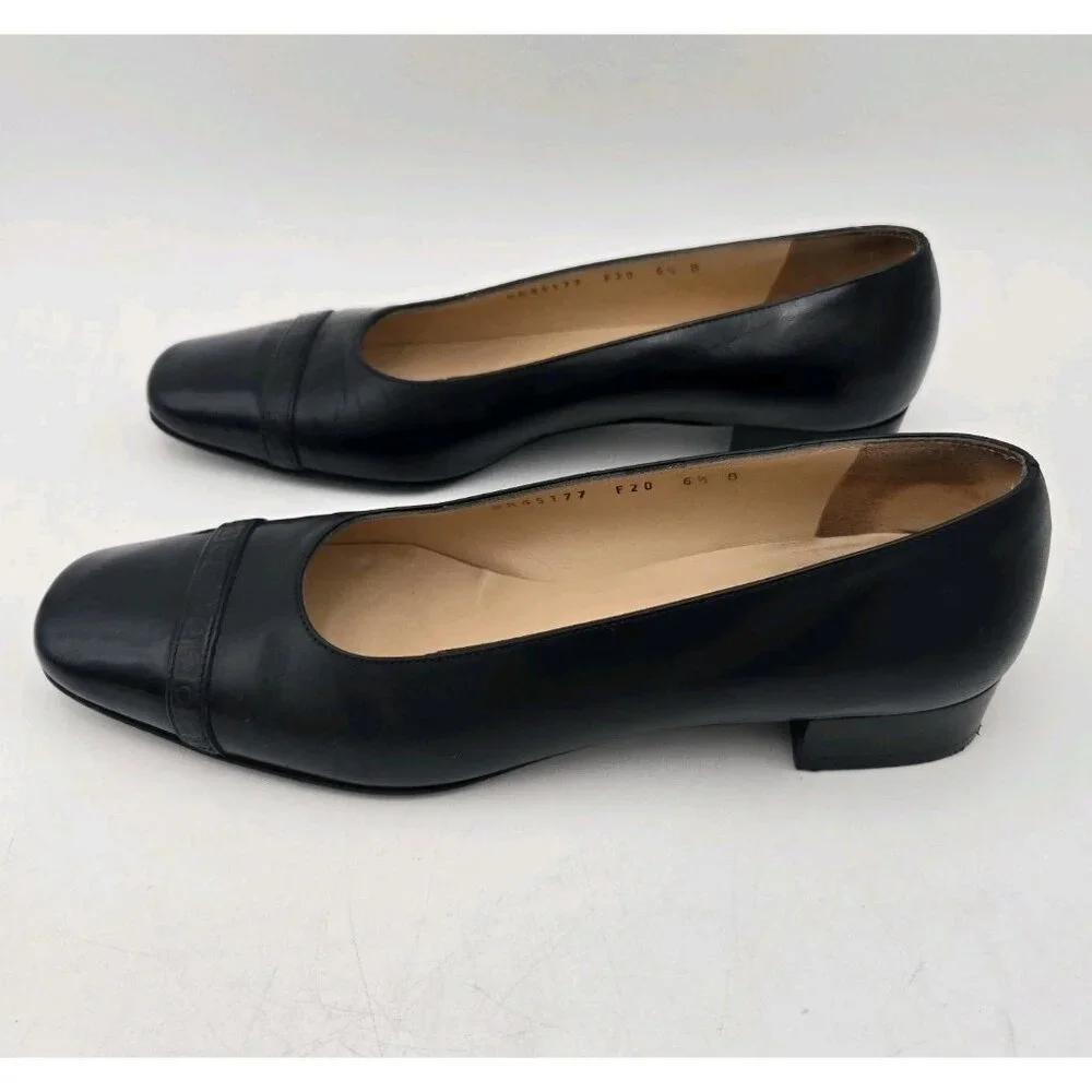 Vintage Salvatore Ferragamo Boutique Heels Womens 6.5 B Black Leather Shoes Logo